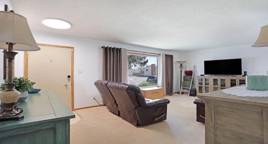 59 Greenbrook Drive, Brooks, Alberta T1R 0J6, 4 Bedroom Bedrooms, 0 ,3 BathroomBathrooms,Residential,For Sale,Greenbrook,0,A2309786