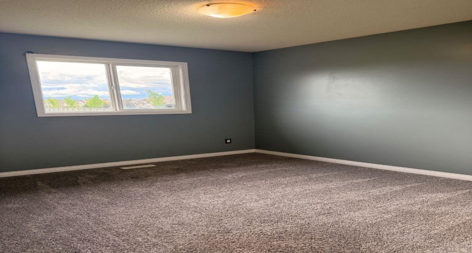 9106 Willow Drive, Grande Prairie, Alberta T8W0G8, 5 Bedroom Bedrooms, 0 ,3 BathroomBathrooms,Residential,For Sale,Willow Drive,0,A2314666