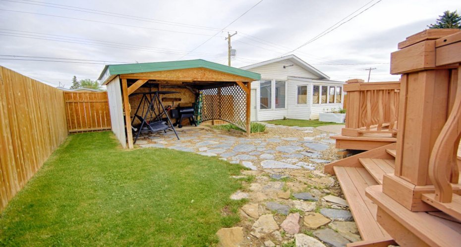 5109 44 ave, Taber, Alberta T1G1A9, 4 Bedroom Bedrooms, 0 ,2 BathroomBathrooms,Residential,For Sale,44 ave,0,A2316359