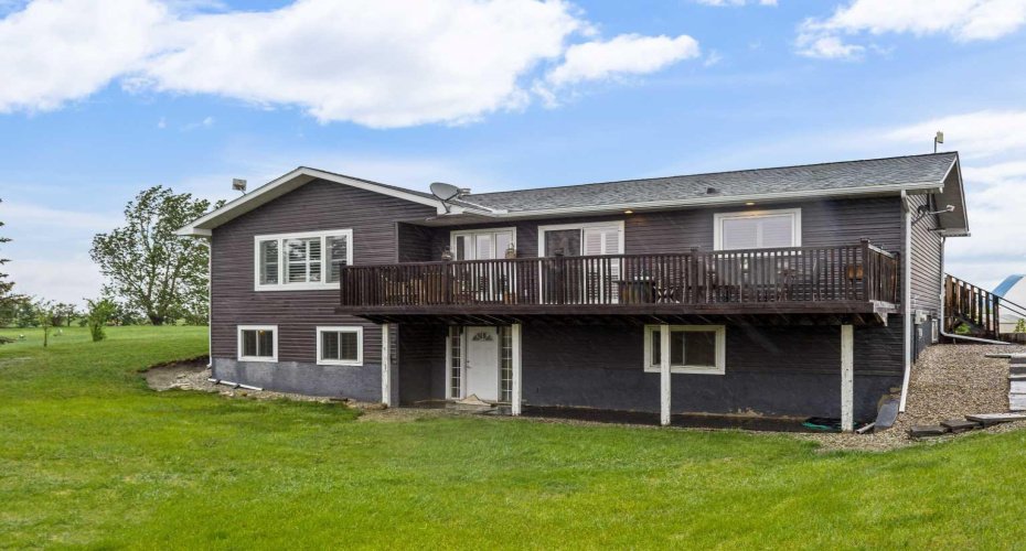 264230 Range Road 264, Rural Rocky View County, Alberta T0M 1B0, 5 Bedroom Bedrooms, 0 ,3 BathroomBathrooms,Residential,For Sale,Range Road 264,0,A2316382