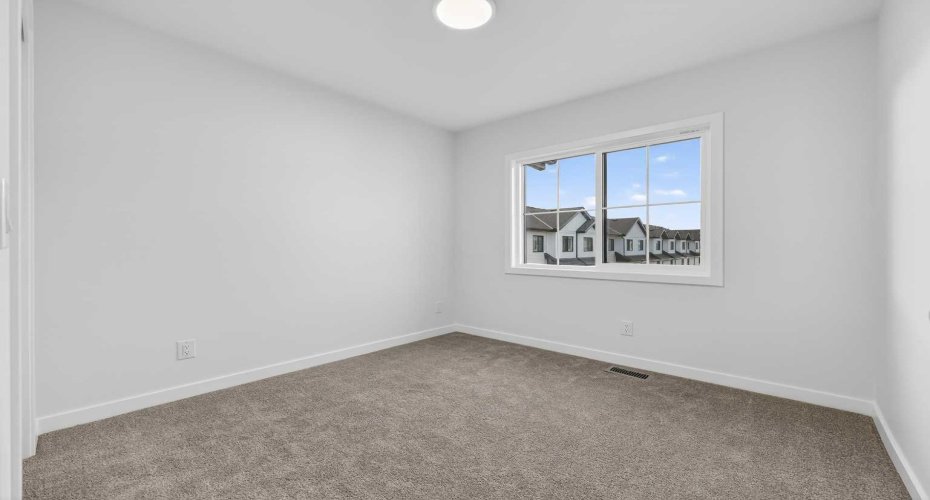 40 Creekside Way, Calgary, Alberta T2X 6E2, 3 Bedroom Bedrooms, 0 ,3 BathroomBathrooms,Residential,For Sale,Creekside,0,A2317422