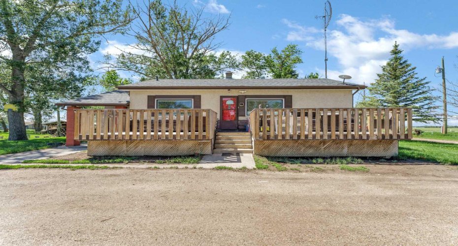 6317 Township Road 114, Rural Cypress County, Alberta T1A 7H1, 3 Bedroom Bedrooms, 0 ,2 BathroomBathrooms,Residential,For Sale,Township Road 114,0,A2317951