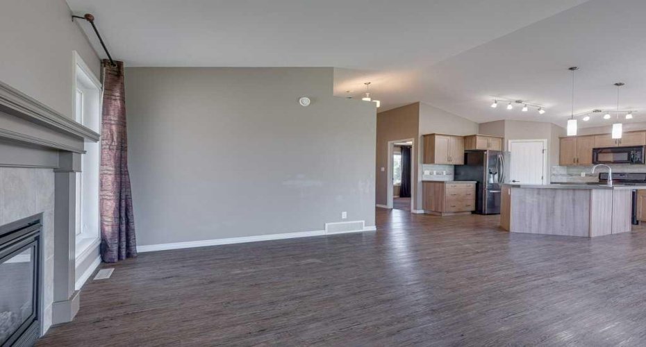 84 Windermere Close, Red Deer, Alberta T4N 2J8, 4 Bedroom Bedrooms, 0 ,3 BathroomBathrooms,Residential,For Sale,Windermere,0,A2327198