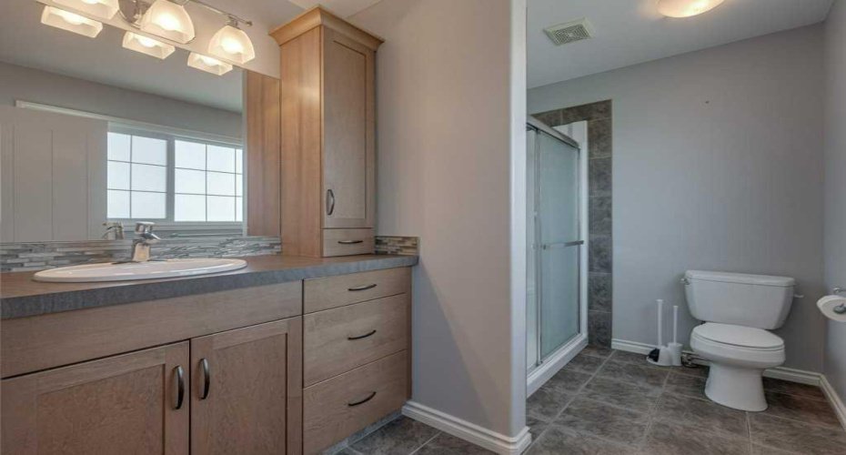 84 Windermere Close, Red Deer, Alberta T4N 2J8, 4 Bedroom Bedrooms, 0 ,3 BathroomBathrooms,Residential,For Sale,Windermere,0,A2327198