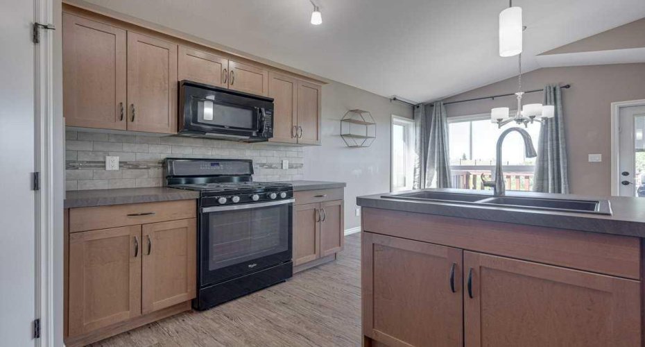84 Windermere Close, Red Deer, Alberta T4N 2J8, 4 Bedroom Bedrooms, 0 ,3 BathroomBathrooms,Residential,For Sale,Windermere,0,A2327198