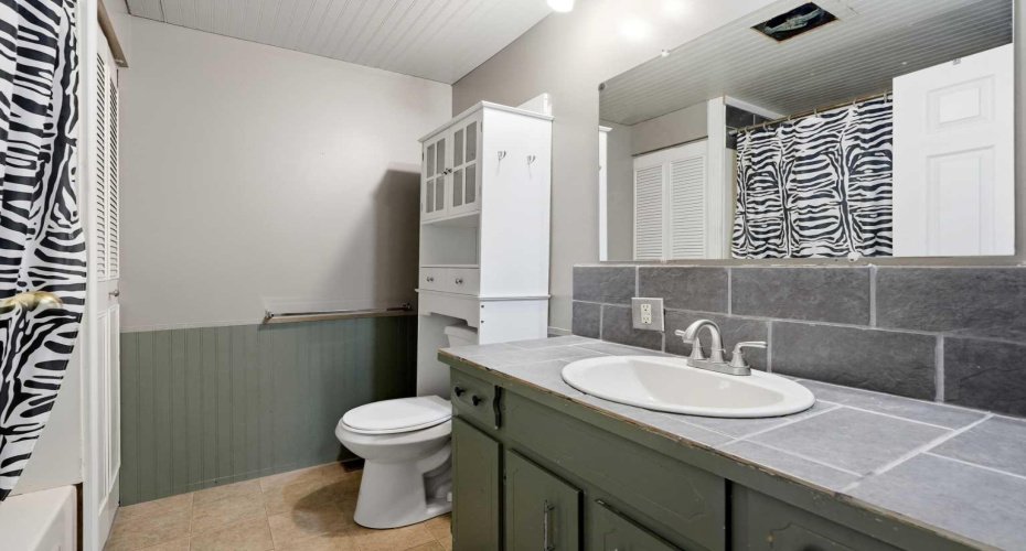 53009 Highway 587, Rural Clearwater County, Alberta T0M 1C0, 6 Bedroom Bedrooms, 0 ,3 BathroomBathrooms,Residential,For Sale,Highway 587,0,A2327204