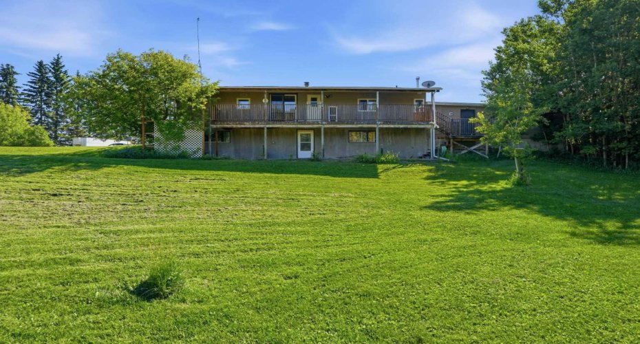 53009 Highway 587, Rural Clearwater County, Alberta T0M 1C0, 6 Bedroom Bedrooms, 0 ,3 BathroomBathrooms,Residential,For Sale,Highway 587,0,A2327204