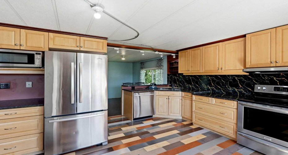 53009 Highway 587, Rural Clearwater County, Alberta T0M 1C0, 6 Bedroom Bedrooms, 0 ,3 BathroomBathrooms,Residential,For Sale,Highway 587,0,A2327204