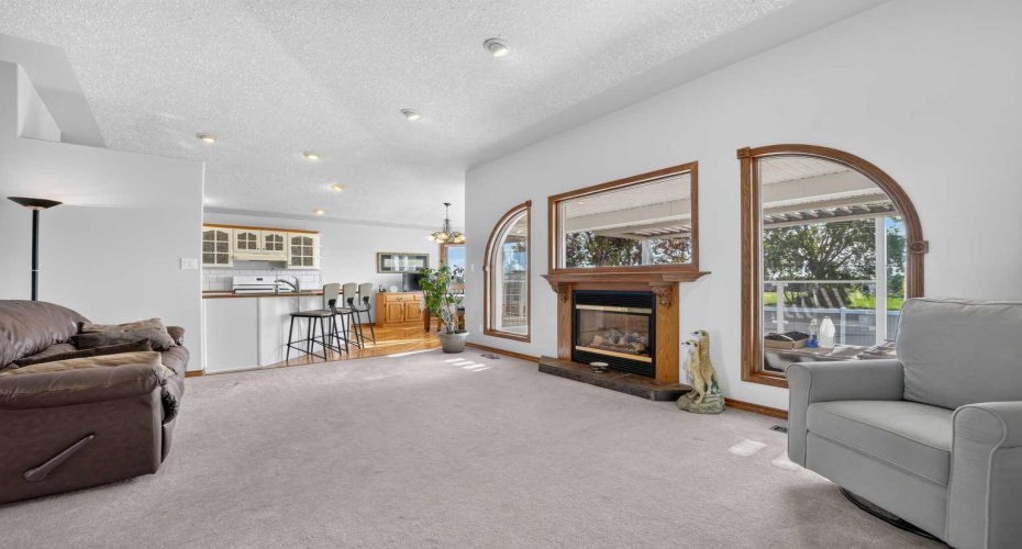 27 Cougar Bay, Lethbridge, Alberta T1H 6H3, 3 Bedroom Bedrooms, 0 ,3 BathroomBathrooms,Residential,For Sale,Cougar,0,A2327209