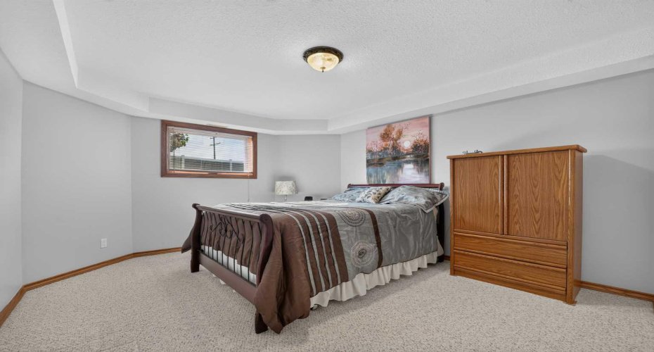 27 Cougar Bay, Lethbridge, Alberta T1H 6H3, 3 Bedroom Bedrooms, 0 ,3 BathroomBathrooms,Residential,For Sale,Cougar,0,A2327209