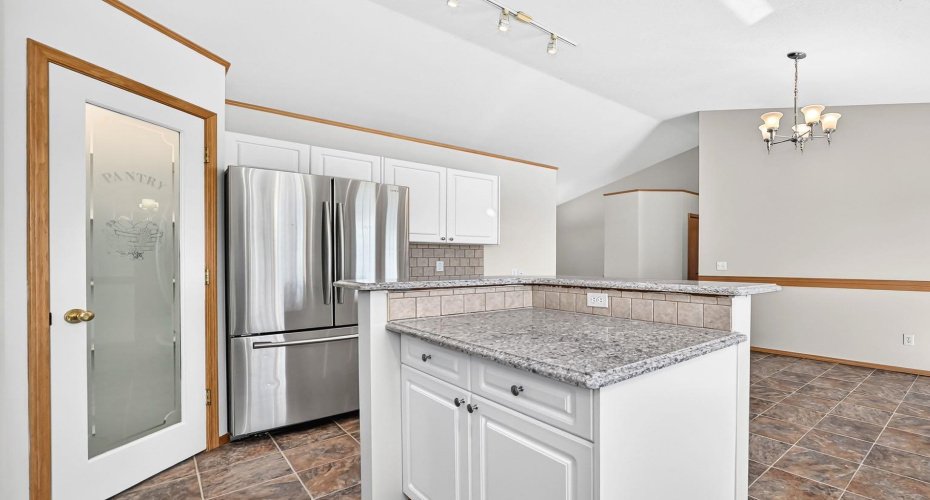 417 9 Street, Beiseker, Alberta T0M 0G0, 5 Bedroom Bedrooms, 0 ,3 BathroomBathrooms,Residential,For Sale,9,0,A2327254