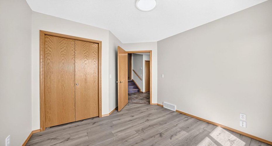 417 9 Street, Beiseker, Alberta T0M 0G0, 5 Bedroom Bedrooms, 0 ,3 BathroomBathrooms,Residential,For Sale,9,0,A2327254