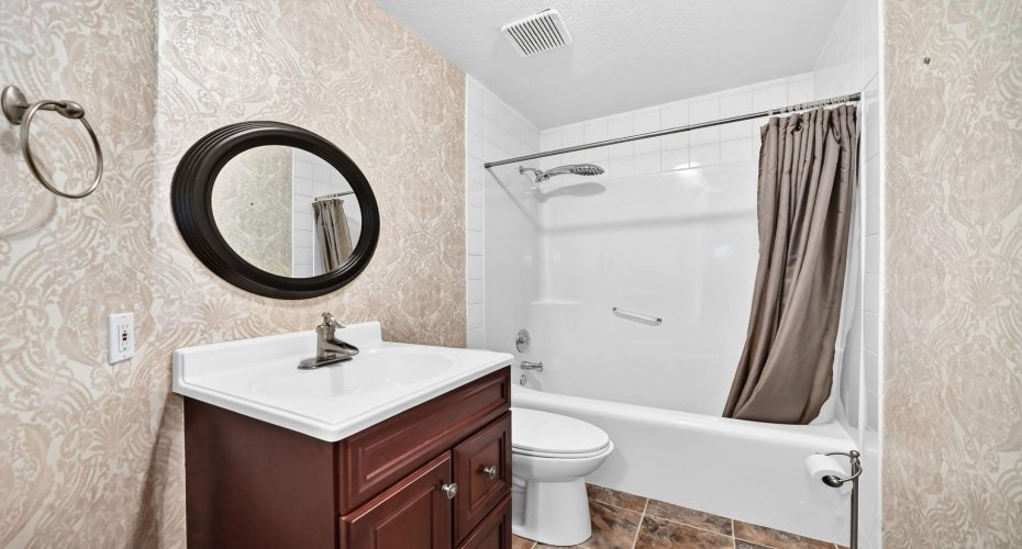 417 9 Street, Beiseker, Alberta T0M 0G0, 5 Bedroom Bedrooms, 0 ,3 BathroomBathrooms,Residential,For Sale,9,0,A2327254