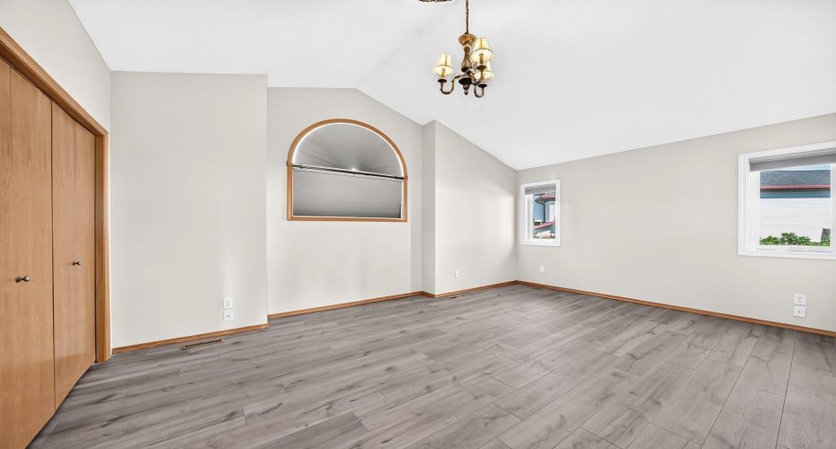 417 9 Street, Beiseker, Alberta T0M 0G0, 5 Bedroom Bedrooms, 0 ,3 BathroomBathrooms,Residential,For Sale,9,0,A2327254