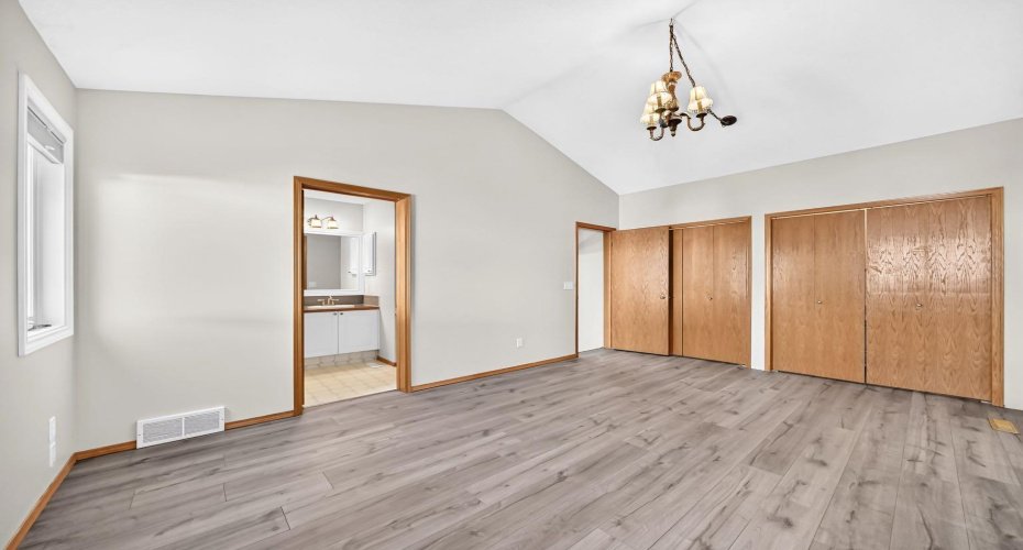 417 9 Street, Beiseker, Alberta T0M 0G0, 5 Bedroom Bedrooms, 0 ,3 BathroomBathrooms,Residential,For Sale,9,0,A2327254