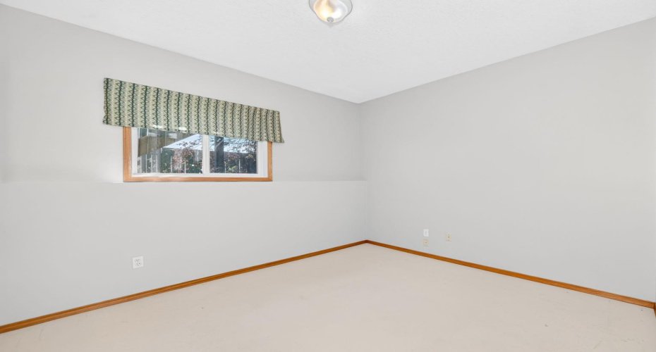 417 9 Street, Beiseker, Alberta T0M 0G0, 5 Bedroom Bedrooms, 0 ,3 BathroomBathrooms,Residential,For Sale,9,0,A2327254