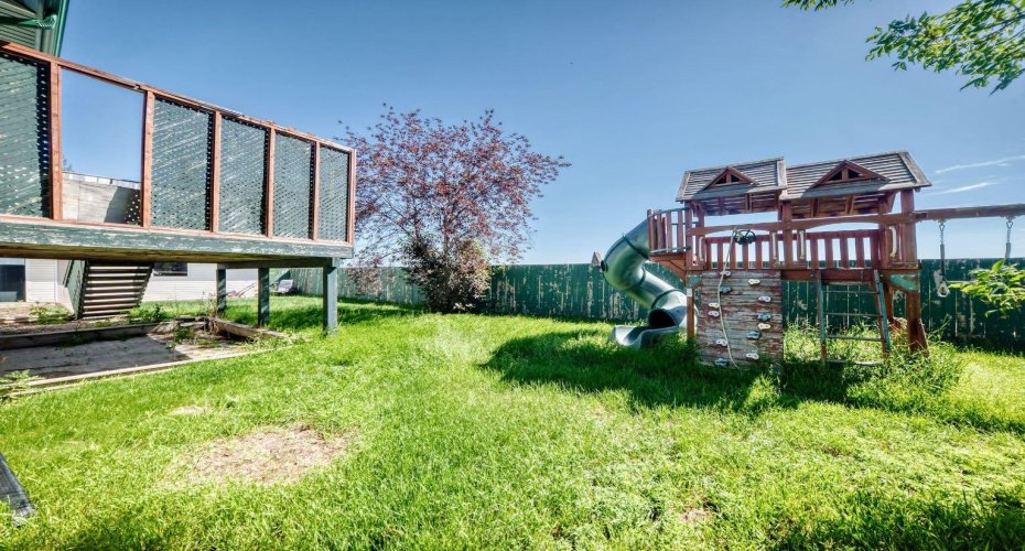 417 9 Street, Beiseker, Alberta T0M 0G0, 5 Bedroom Bedrooms, 0 ,3 BathroomBathrooms,Residential,For Sale,9,0,A2327254