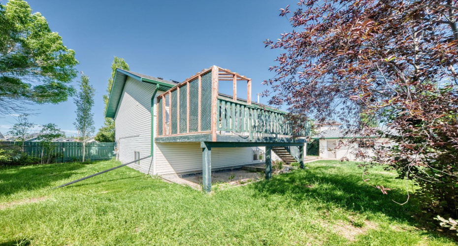 417 9 Street, Beiseker, Alberta T0M 0G0, 5 Bedroom Bedrooms, 0 ,3 BathroomBathrooms,Residential,For Sale,9,0,A2327254