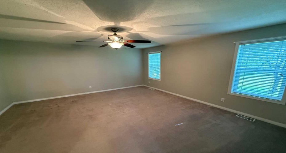 700 Carmichael Lane, Hinton, Alberta T7V1S9, 3 Bedroom Bedrooms, 0 ,2 BathroomBathrooms,Mobile,For Sale,Carmichael,0,A2327261