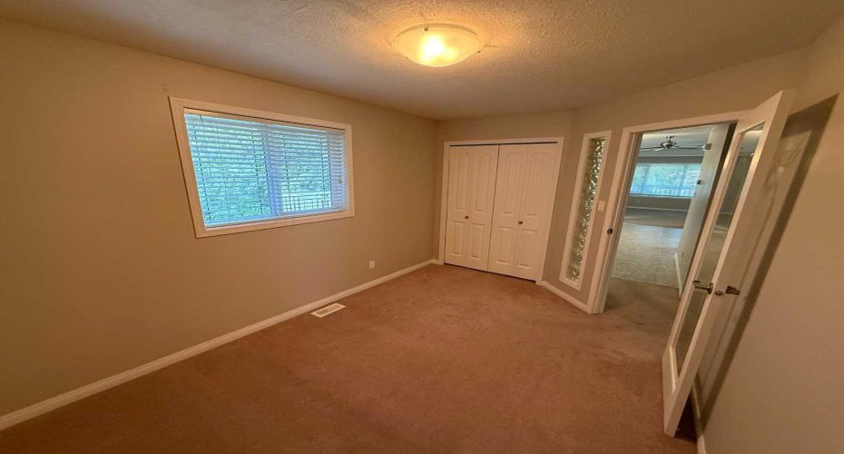 700 Carmichael Lane, Hinton, Alberta T7V1S9, 3 Bedroom Bedrooms, 0 ,2 BathroomBathrooms,Mobile,For Sale,Carmichael,0,A2327261