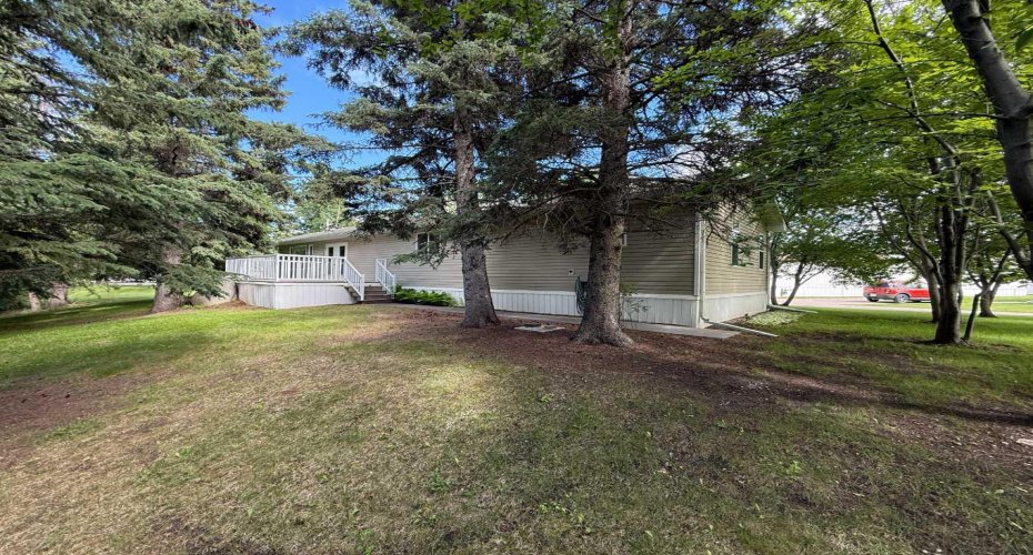 700 Carmichael Lane, Hinton, Alberta T7V1S9, 3 Bedroom Bedrooms, 0 ,2 BathroomBathrooms,Mobile,For Sale,Carmichael,0,A2327261