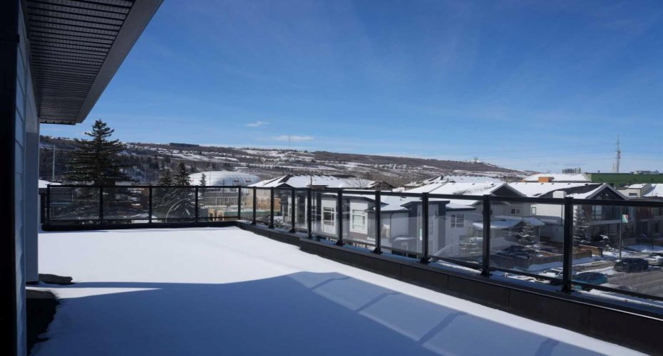 4744 Bowness Road, Calgary, Alberta T3B 0B4, 3 Bedroom Bedrooms, 0 ,4 BathroomBathrooms,Rental,Bowness,0,A2327263