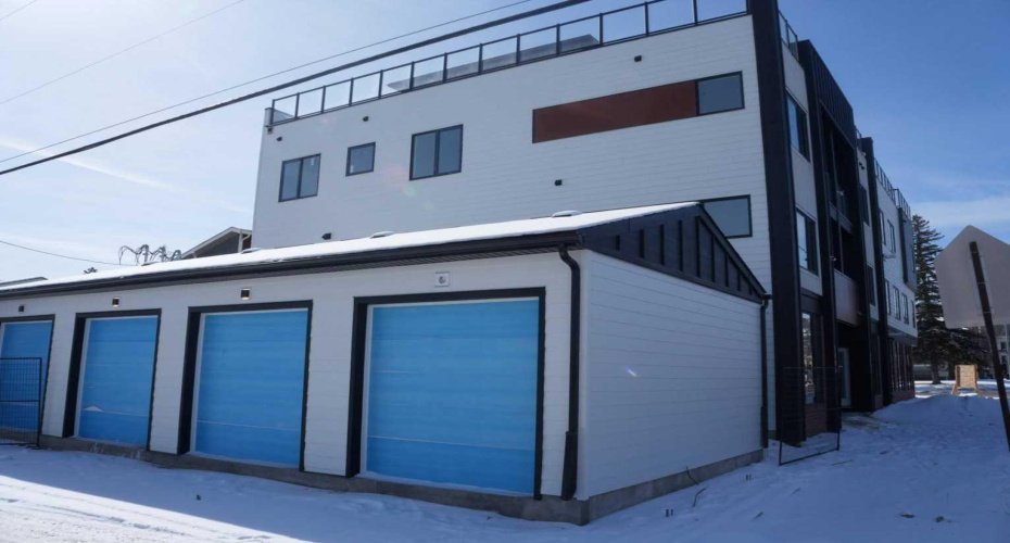 4744 Bowness Road, Calgary, Alberta T3B 0B4, 3 Bedroom Bedrooms, 0 ,4 BathroomBathrooms,Rental,Bowness,0,A2327263