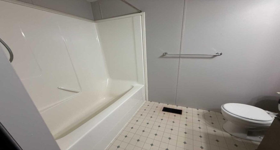 Ensuite Tub