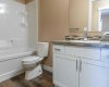 Upper 4 Pc Bathroom
