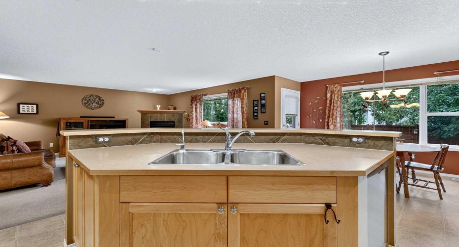 14 Evergreen Common, Calgary, Alberta T2Y 4N8, 3 Bedroom Bedrooms, 0 ,3 BathroomBathrooms,Residential,For Sale,Evergreen,0,A2327294