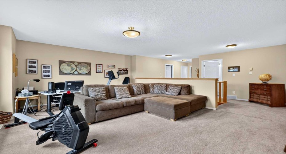 14 Evergreen Common, Calgary, Alberta T2Y 4N8, 3 Bedroom Bedrooms, 0 ,3 BathroomBathrooms,Residential,For Sale,Evergreen,0,A2327294