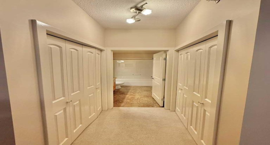 109 Seabolt Drive, Hinton, Alberta T7V1K2, 2 Bedroom Bedrooms, 0 ,2 BathroomBathrooms,Residential,For Sale,Seabolt,0,A2327298
