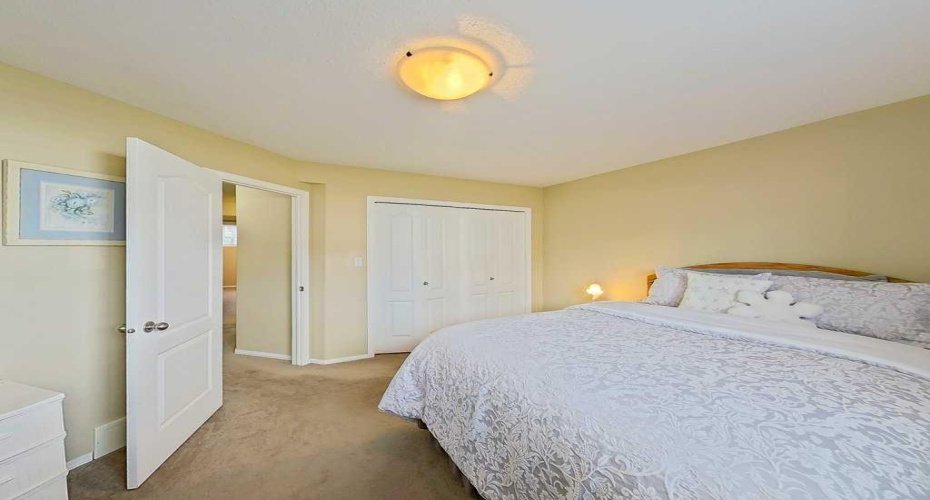 4519 45 Avenue Close Avenue Close, Rocky Mountain House, Alberta T4T 1W8, 3 Bedroom Bedrooms, 0 ,2 BathroomBathrooms,Residential,For Sale,45 Avenue Close,0,A2327339