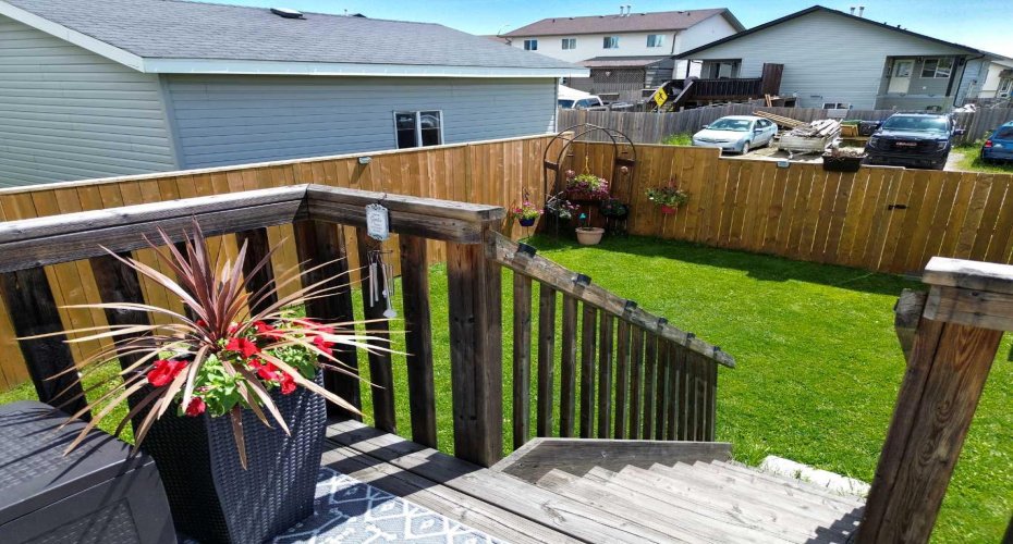 4519 45 Avenue Close Avenue Close, Rocky Mountain House, Alberta T4T 1W8, 3 Bedroom Bedrooms, 0 ,2 BathroomBathrooms,Residential,For Sale,45 Avenue Close,0,A2327339