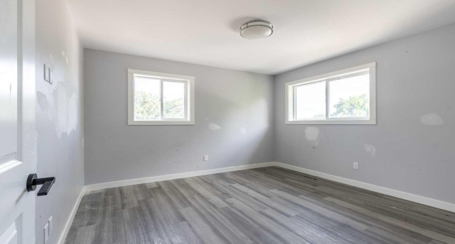 444 20 Street, Lethbridge, Alberta T1H 3N1, 4 Bedroom Bedrooms, 0 ,2 BathroomBathrooms,Residential,For Sale,20,0,A2327340