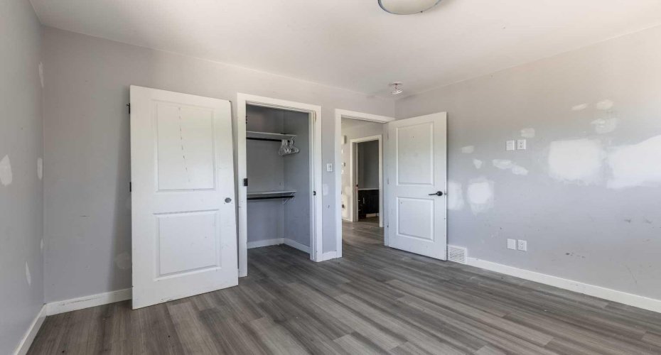 444 20 Street, Lethbridge, Alberta T1H 3N1, 4 Bedroom Bedrooms, 0 ,2 BathroomBathrooms,Residential,For Sale,20,0,A2327340