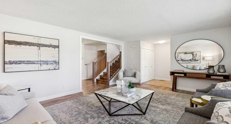 31 Sunvale Court, Calgary, Alberta T2X 5S7, 4 Bedroom Bedrooms, 0 ,2 BathroomBathrooms,Residential,For Sale,Sunvale,0,A2327353