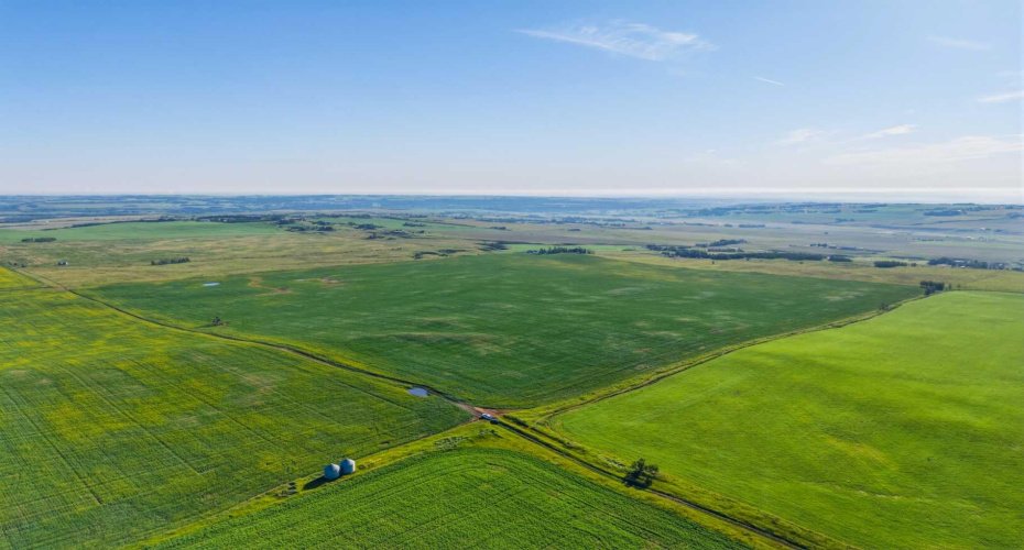 NE; 3; 20; 1 W5, Rural Foothills County, Alberta T1S 6A9, 0 , 0 ,0,Land,For Sale,NE; 3; 20; 1 W5,0,A2327359