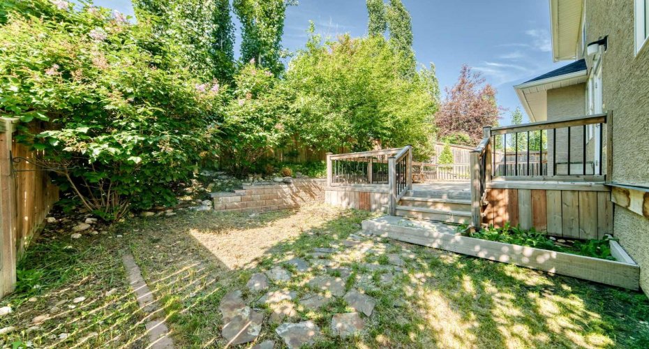 173 Aspenshire Drive, Calgary, Alberta T3H 0P5, 4 Bedroom Bedrooms, 0 ,4 BathroomBathrooms,Residential,For Sale,Aspenshire,0,A2327361