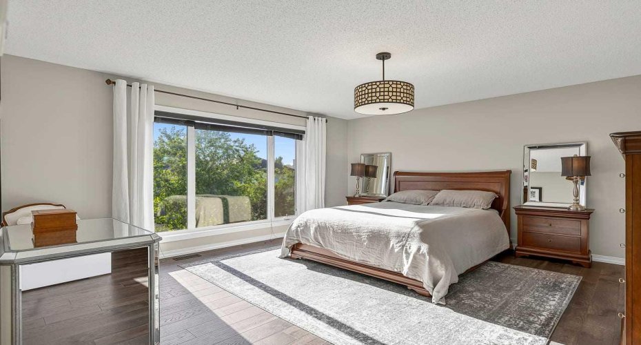11 Chapala Square, Calgary, Alberta T2X 3T7, 4 Bedroom Bedrooms, 0 ,4 BathroomBathrooms,Residential,For Sale,Chapala,0,A2327382