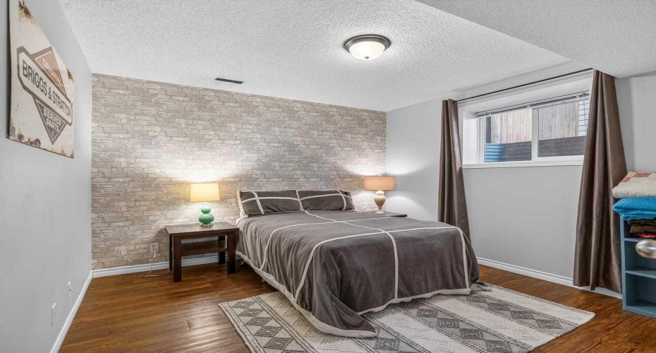 11 Chapala Square, Calgary, Alberta T2X 3T7, 4 Bedroom Bedrooms, 0 ,4 BathroomBathrooms,Residential,For Sale,Chapala,0,A2327382