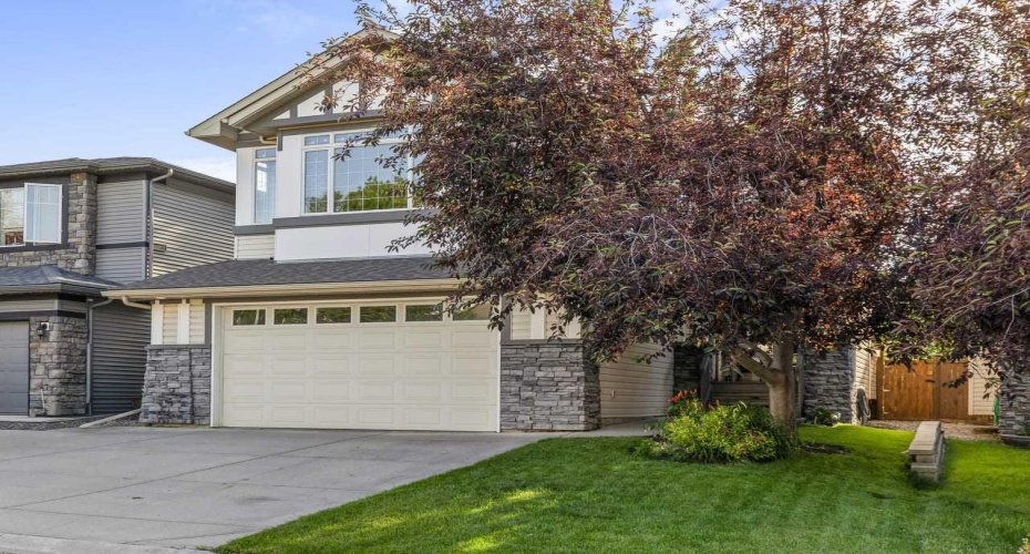 11 Chapala Square, Calgary, Alberta T2X 3T7, 4 Bedroom Bedrooms, 0 ,4 BathroomBathrooms,Residential,For Sale,Chapala,0,A2327382
