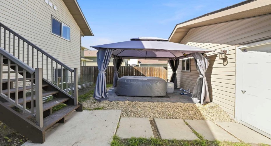 84 Mackenzie Crescent, Lacombe, Alberta T4L 0B3, 4 Bedroom Bedrooms, 0 ,3 BathroomBathrooms,Residential,For Sale,Mackenzie,0,A2327385