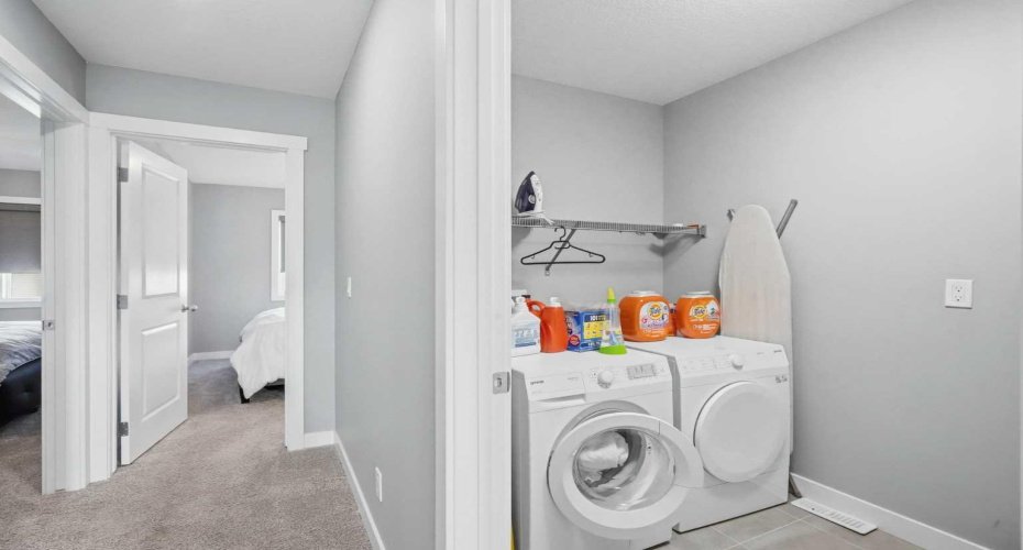 457 Midtown Parkway, Airdrie, Alberta T4B 4E3, 3 Bedroom Bedrooms, 0 ,3 BathroomBathrooms,Residential,For Sale,Midtown,0,A2327420