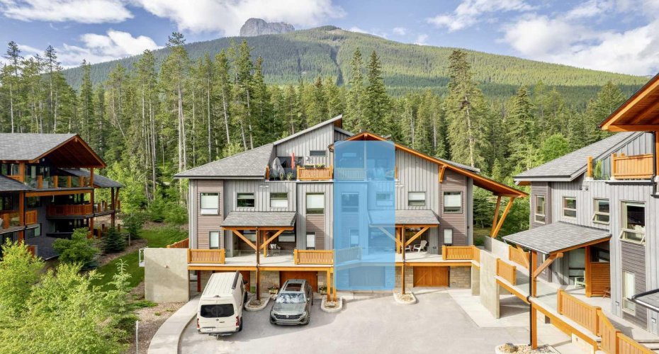 3000 Stewart Creek Drive, Canmore, Alberta T1W0G5, 3 Bedroom Bedrooms, 0 ,3 BathroomBathrooms,Residential,For Sale,Stewart Creek,0,A2327428