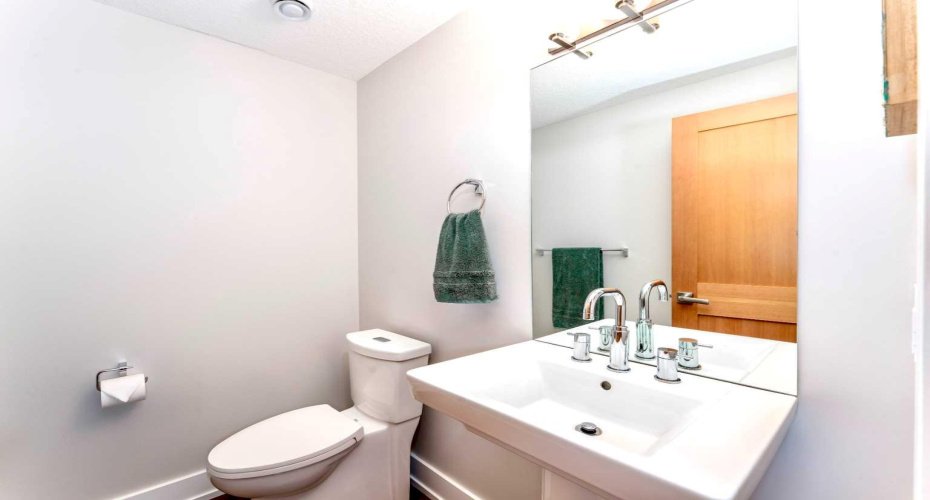 3000 Stewart Creek Drive, Canmore, Alberta T1W0G5, 3 Bedroom Bedrooms, 0 ,3 BathroomBathrooms,Residential,For Sale,Stewart Creek,0,A2327428