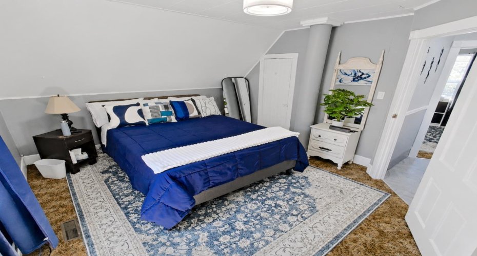 Primary bedroom