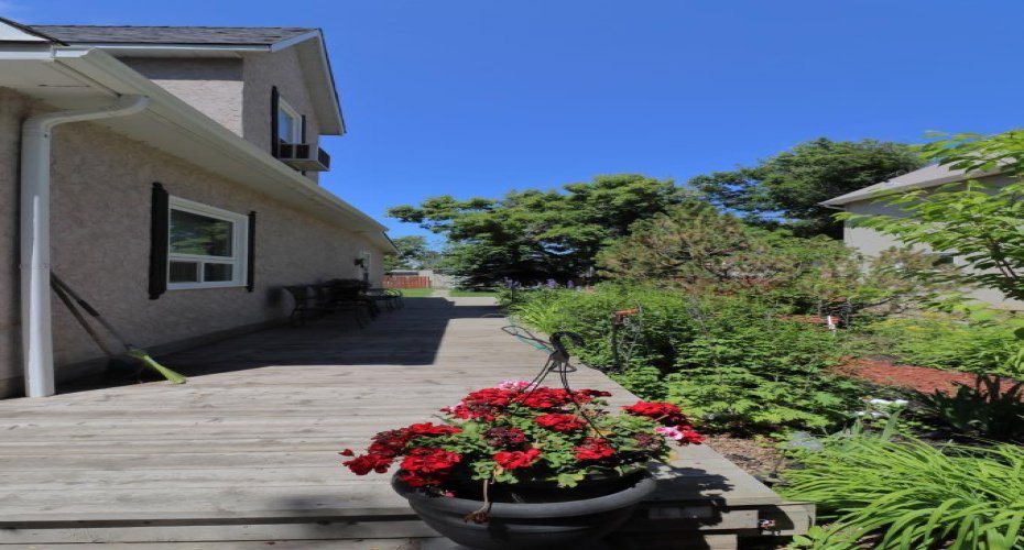 Wrap around deck