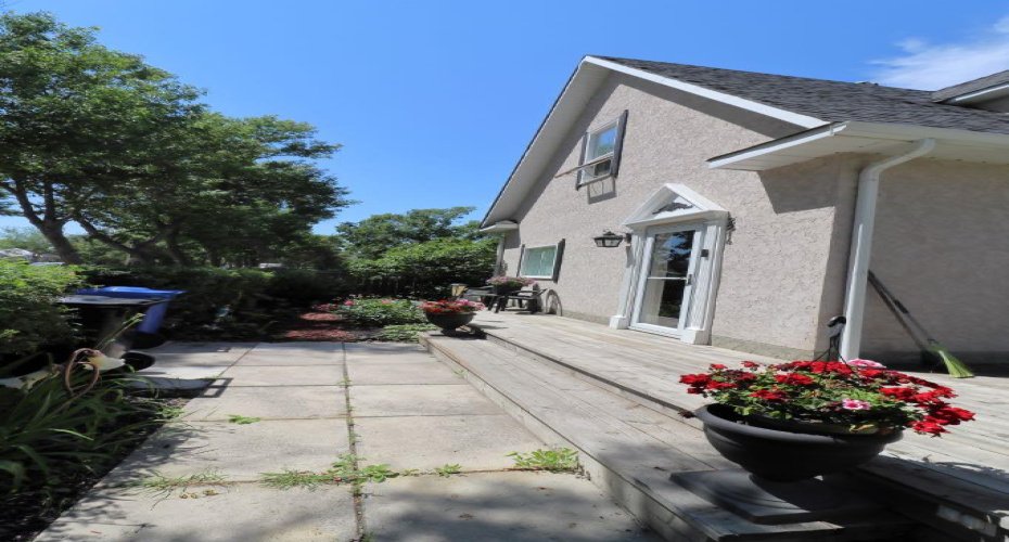 2214 22 Street, Nanton, Alberta T0L 1R0, 3 Bedroom Bedrooms, 0 ,1 BathroomBathrooms,Residential,For Sale,22,0,A2327434