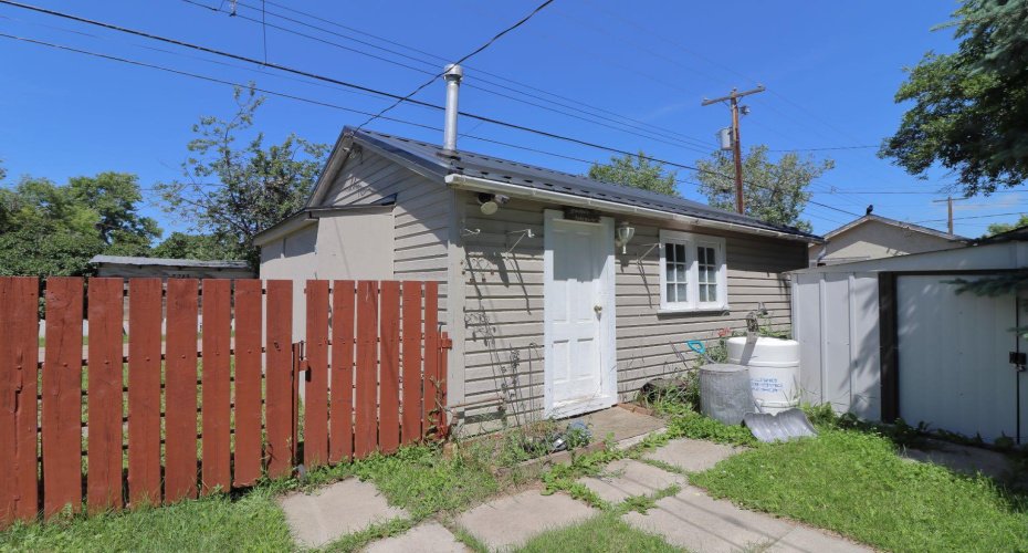 Single garage